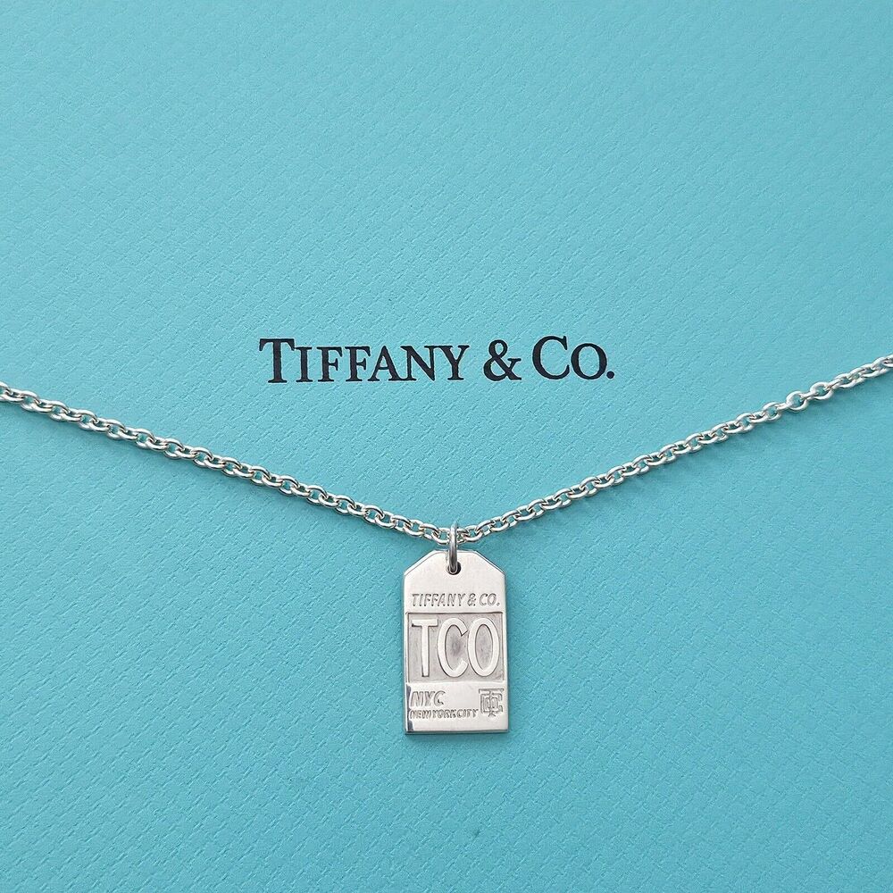 RARE Vintage Tiffany & Co. New York City NYC TCo Rectangle Tag Charm Necklace. - Picture 2 of 7